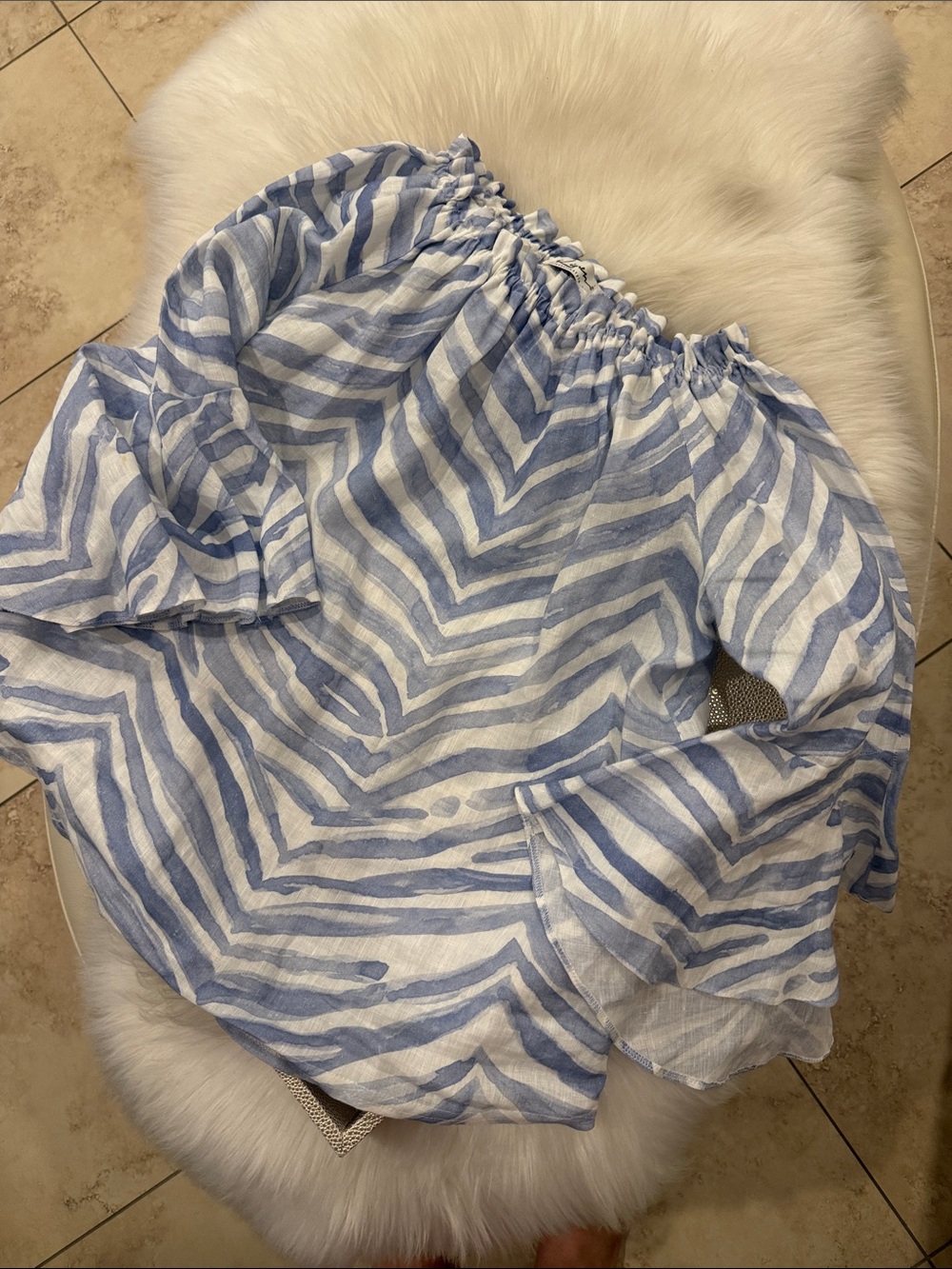 iLinen Off-Shoulder Blue & White Striped Top xl